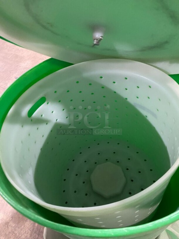 Electrolux Greens Machine Commercial Salad Spinner! - Image 4 of 6
