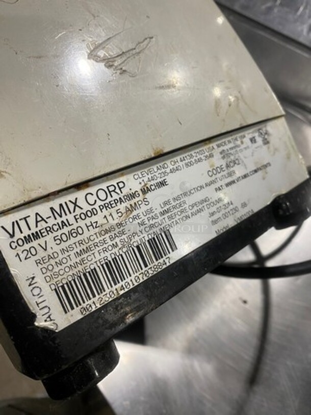 2014 Vitamix Commercial Countertop Blender! Model: VM0100A SN: 001230140107038847 120V - Image 6 of 7