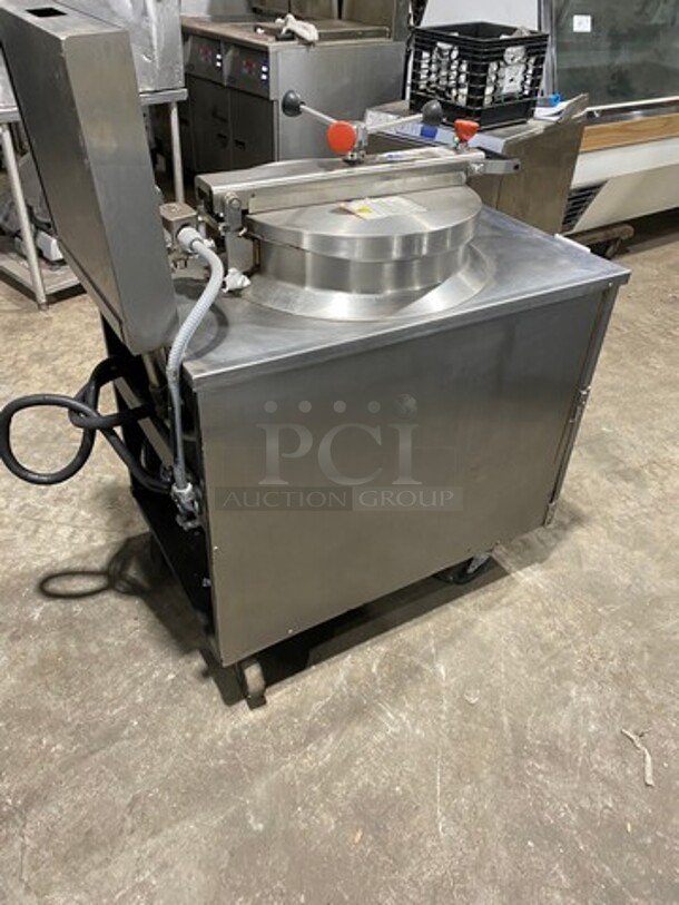Commercial Electric Powered BKI Pressure Fryer! With Frying Basket! All Stainless Steel! On Casters! Model: FKM 208V 3 Phase - Image 4 of 11