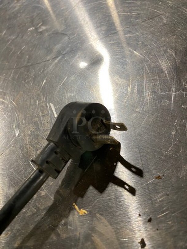 Delfield Commercial Single Door Lowboy/Worktop Cooler! All Stainless Steel! Model: 406STAR2 SN: 1302152001558 115V 60HZ 1 Phase - Image 7 of 7