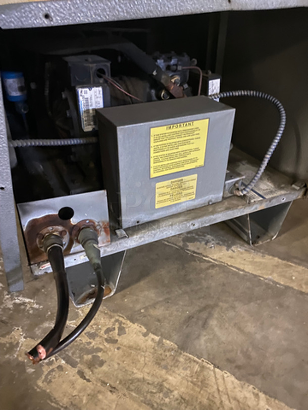 NorLake Commercial Walk-In Freezer! With Floor And With Remote Compressor! Model: RCPF100DCACOND SN: 02040586 208/230V 60HZ 1 Phase - Image 6 of 8