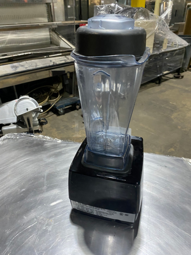 LATE MODEL! 2021 Vitamix Professional Blender! Holds Up To 8 Cups! Model: VM0100 SN: 062828210203938627 120V 50/60HZ  - Image 3 of 8