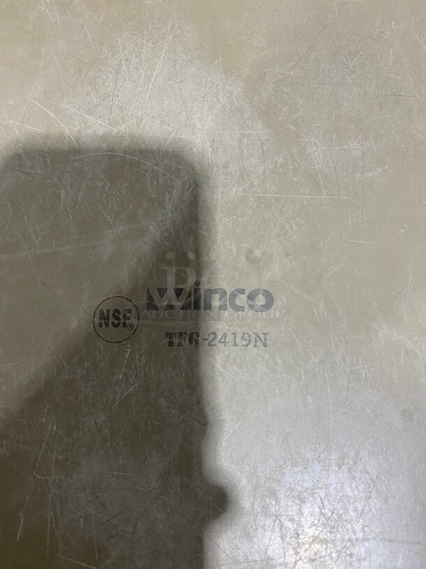 Winco Brown Non-Slip Oval Serving Trays! Model: TFG-2419N! 5X Your Bid!  - Image 5 of 7
