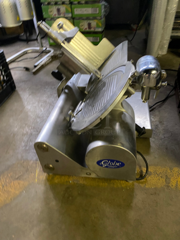 Globe Commercial Countertop Meat/Deli Slicer! All Stainless Steel! Model: 3500 SN: 358637 115V 60HZ 1 Phase - Image 3 of 9