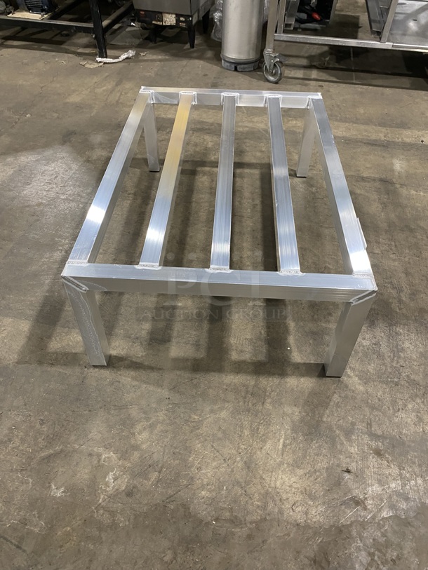 NEW! New Age Commercial Dunnage Rack! All Stainless Steel! MODEL 6TJJ0! - Image 4 of 12