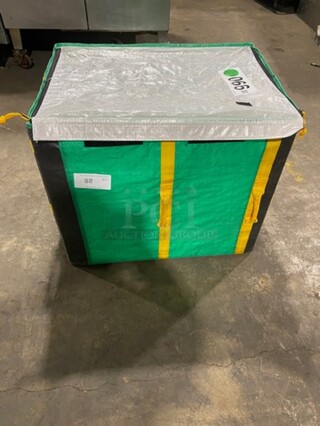 Green Insulated Food Bag!