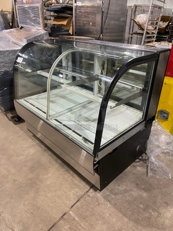 Federal Industries Commercial Refrigerated Dual Zone Bakery Display Case Merchandiser! With Curved Front Glass! With Sliding Rear Access Doors! Stainless Steel Body! Model: CGR5042DZ SN: 15121092443 120V 60HZ 1 Phase - Image 2 of 7