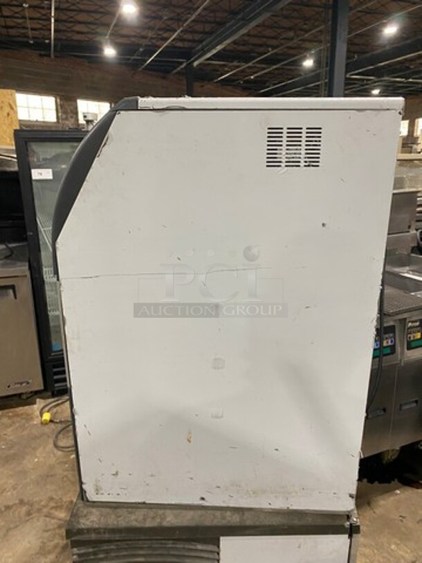 SCOTSMAN Undercounter Medium Cube Ice Machine! Model CU0920MA-1A Serial 19111320012063 115V/60Hz/1 Phase - Image 3 of 7