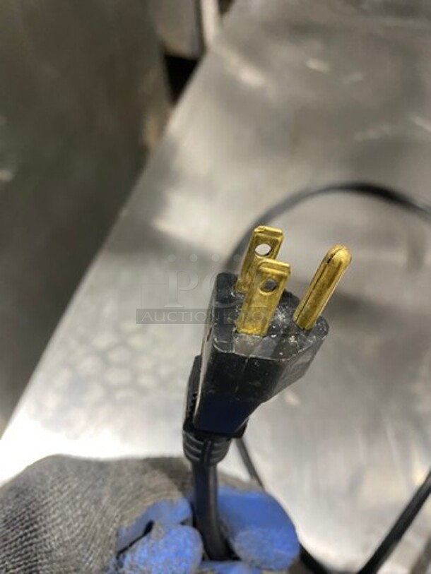 Nutrifaster Commercial Countertop Juicer Extractor! Solid Stainless Steel! Model: N450 SN: 459122012 110V - Image 9 of 9