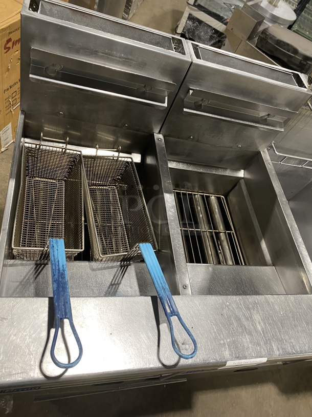 WOW! Pitco 4 Bay Natural Gas Powered Commercial Deep Fat Fryer With Dump Station! With Oil Filter System!  MODEL: SGH50 SN: G11BD005235 115V! Working When Removed! 
 - Image 5 of 12