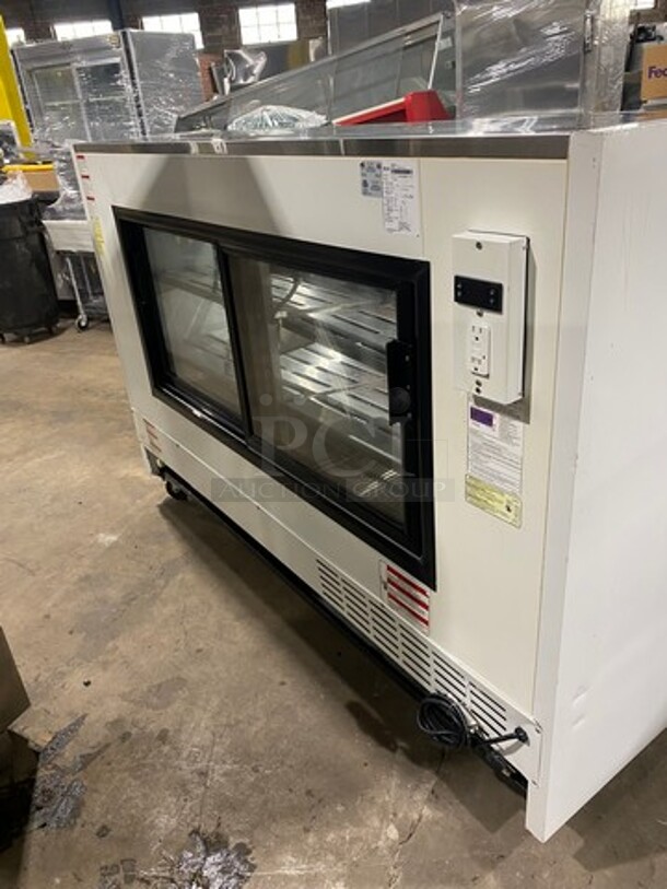 Pro Kold Commercial Refrigerated Deli/Bakery Display Case Merchandiser! With Curved Front Glass! With Rear Access Doors! Model: TEM2000 SN: C55180800187 120V - Image 3 of 9