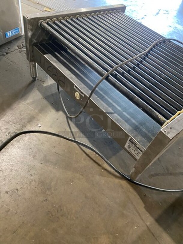 APW Wyott Commercial Countertop Hot Dog Roller Grill! All Stainless Steel! Model: HRS755T SN: 817961611364 208/240V 60HZ 1 Phase - Image 4 of 8
