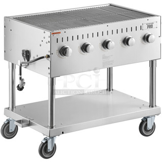 BRAND NEW SCRATCH AND DENT! Backyard Pro CPBQ-36 Stainless Steel Propane Gas Powered Outdoor Grill w/ Under Shelf. No Legs or Commercial Casters. 16,000 BTU. 