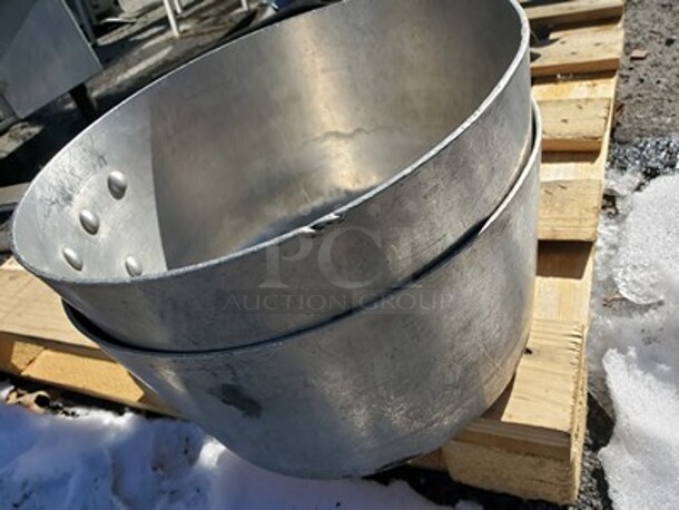 Pot - Image 3 of 4