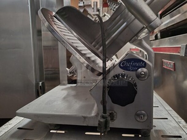 Chefmate by Globe Commercial Slicer (Damage cover)|115V - Image 1 of 4