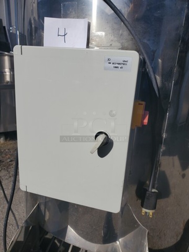 Commercial Electric Potato & Vegetable Peeler 30X30X47 - Image 7 of 10