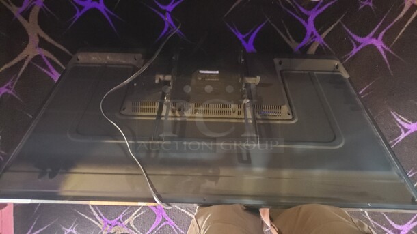 Element 34" Flat Screen TV

Not tested

(Location 2) - Image 2 of 2