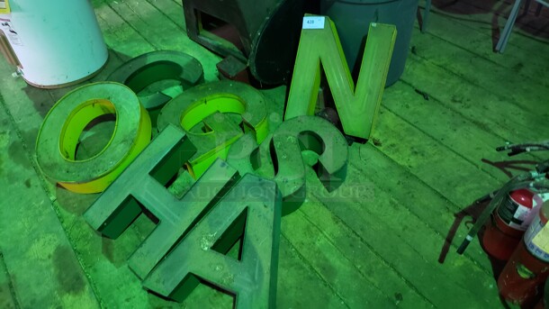 Lot of 7 Letters for Signs

Sold as is 

(Location 3) - Image 1 of 1