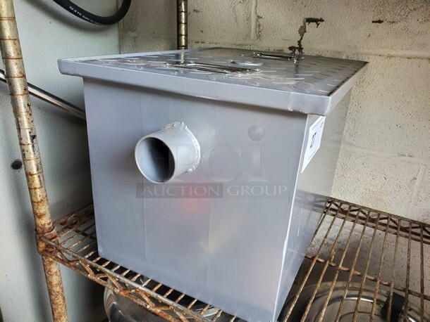 Grease Trap Like New! - Image 2 of 3