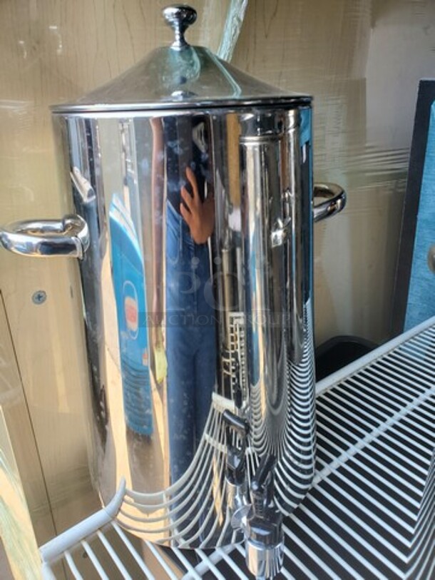 Stainless steel Beverage Dispenser - Image 2 of 3