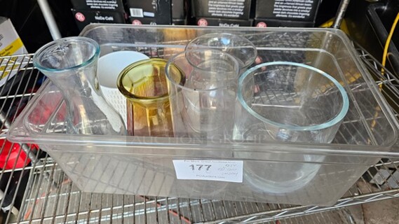 One Lot of Miscellaneous Glassware 