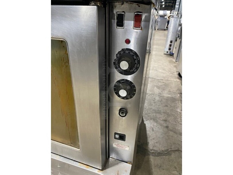 SWEET! Blodgett Natural Gas Powered Double Stacked Bakers Depth Convection Oven! With Metal Racks! With View Through Doors! On Legs! 2 X Your Bid Makes One Unit!
 - Image 7 of 8
