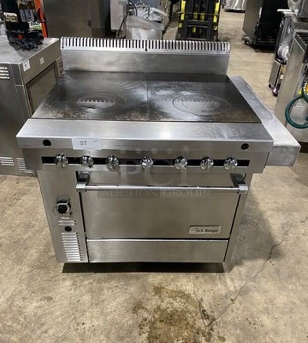 US Range Commercial Natural Gas Powered French Top/ Hot Plate Stove! With Oven Underneath! All Stainless Steel! On Casters! Model: C83611