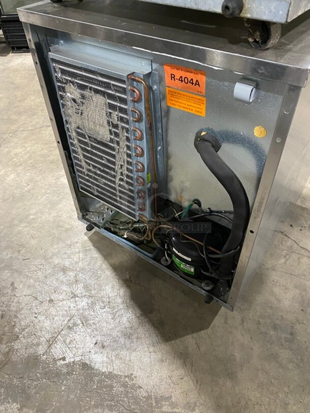 Delfield Commercial Single Door Lowboy/Worktop Cooler! All Stainless Steel! MODEL 406-STAR2 SN:1507152000945 115V  - Image 3 of 5
