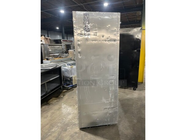 True Commercial Single Door Reach In Refrigerator! With Poly Coated Racks! All Stainless Steel! Model TG1R1S! 115V 1Phase!  - Image 3 of 8