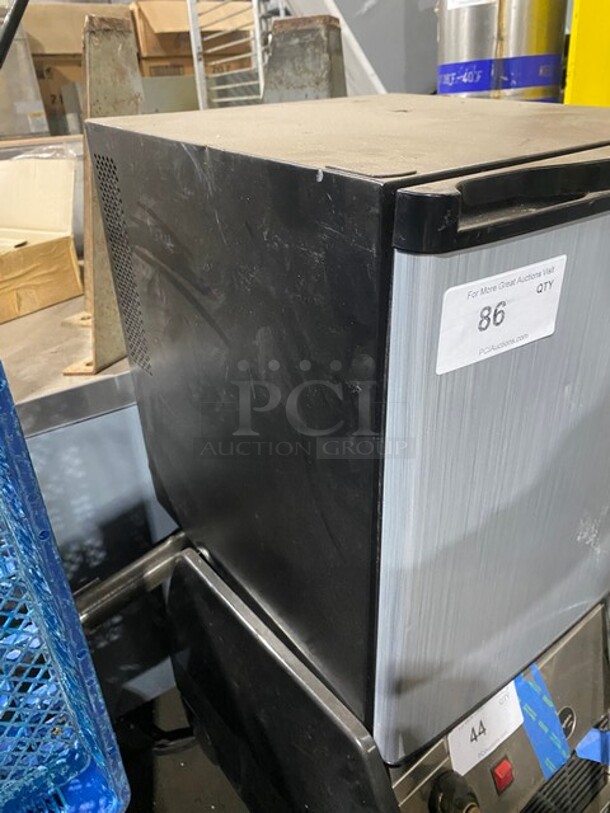 Culinair Stainless Steel Countertop Mini Refrigerator! Model: AF100S - Image 3 of 8