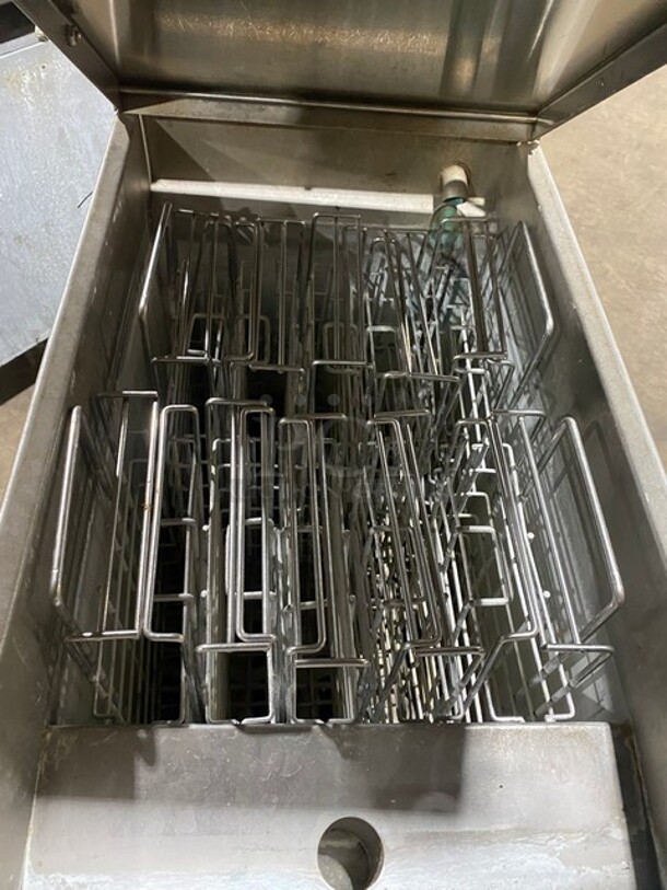 Nice! Imperial! Natural Gas Powered All Stainless Steel Pasta Cooker! On Wheels!  Model IRT-14-G-BM Serial 04256821!  - Image 4 of 8