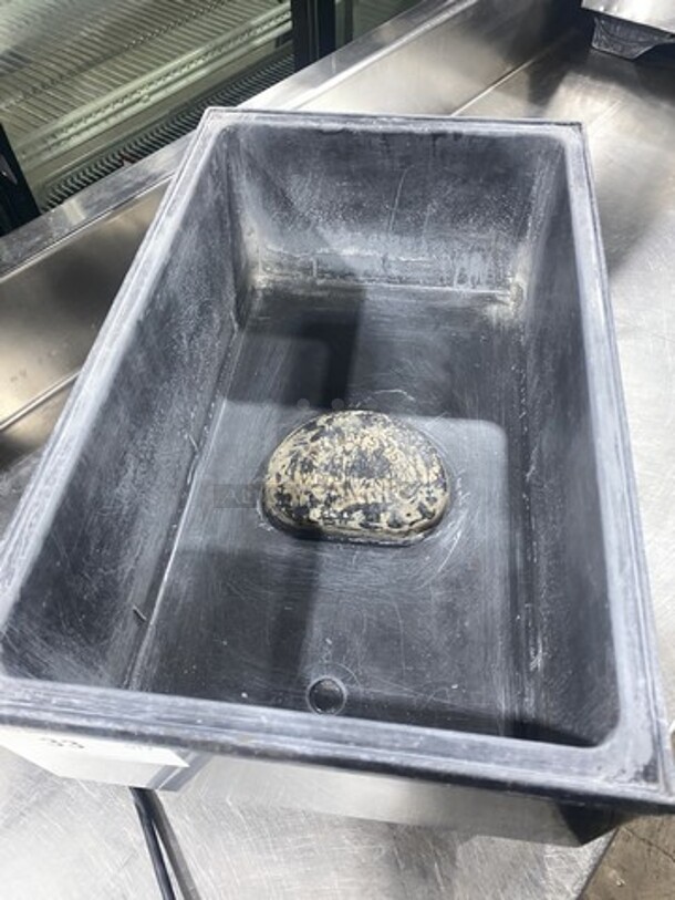 Vollrath Counter Top Electric Powered Single Bay Food Warmer! 115V 1 Phase! Model 1001! 120V 1 Phase! - Image 5 of 7