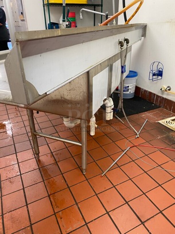 Commercial 3 Compartment Dish Washing Sink! With Dual Side Drain Board! With Back Splash! With Jet Spray, Faucet And Handles! All Stainless Steel! On Legs! - Image 4 of 8