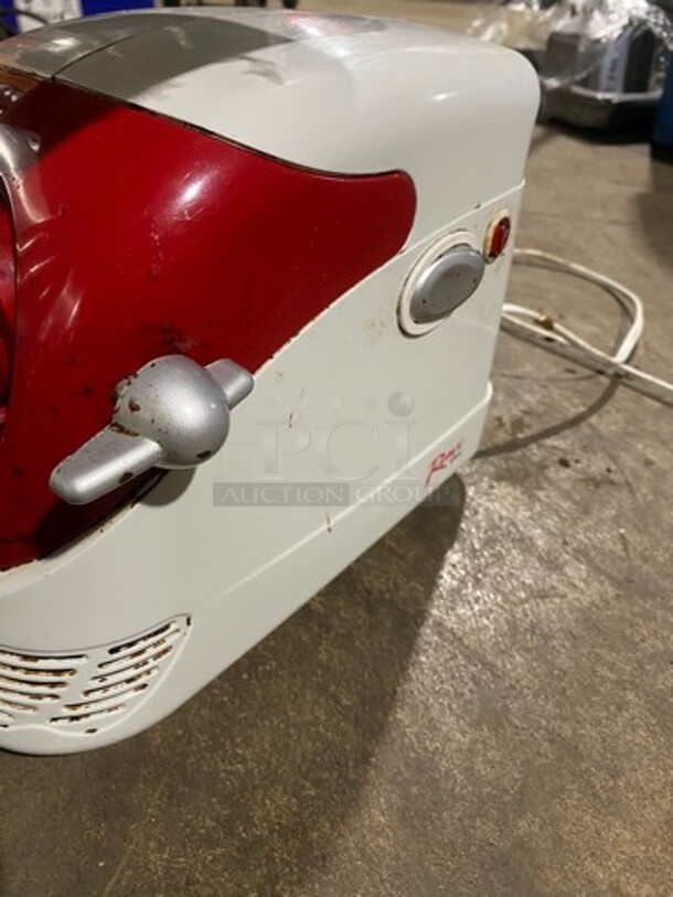 Roma Countertop Electric Powered Tomato Strainer! Model: 820202W SN: 11130558 120V 60HZ 1 Phase - Image 7 of 9