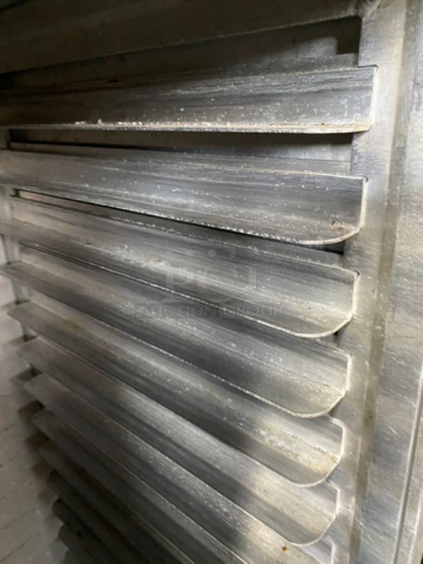 Lockwood Commercial Single Door Enclosed Pan Transport Rack! Solid Stainless Steel! On Legs! Model: CA60RR25 - Image 6 of 7