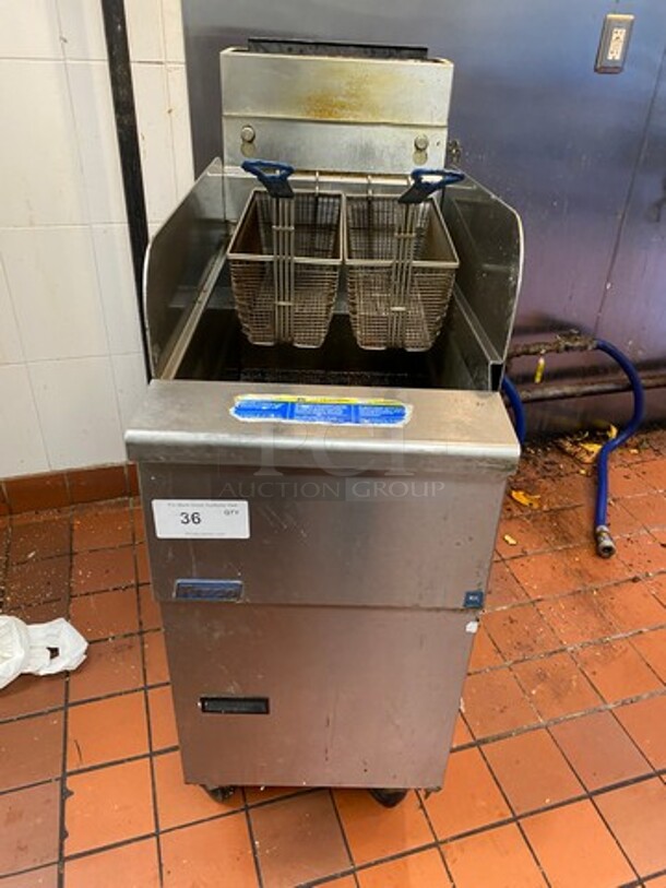 Pitco Commercial Natural Gas Powered Deep Fat Fryer! With Back And Side Splashes! With 2 Metal Frying Baskets! All Stainless Steel! On Casters! WORKING WHEN REMOVED! Model: SG14 SN: G17JB060174 - Image 1 of 9