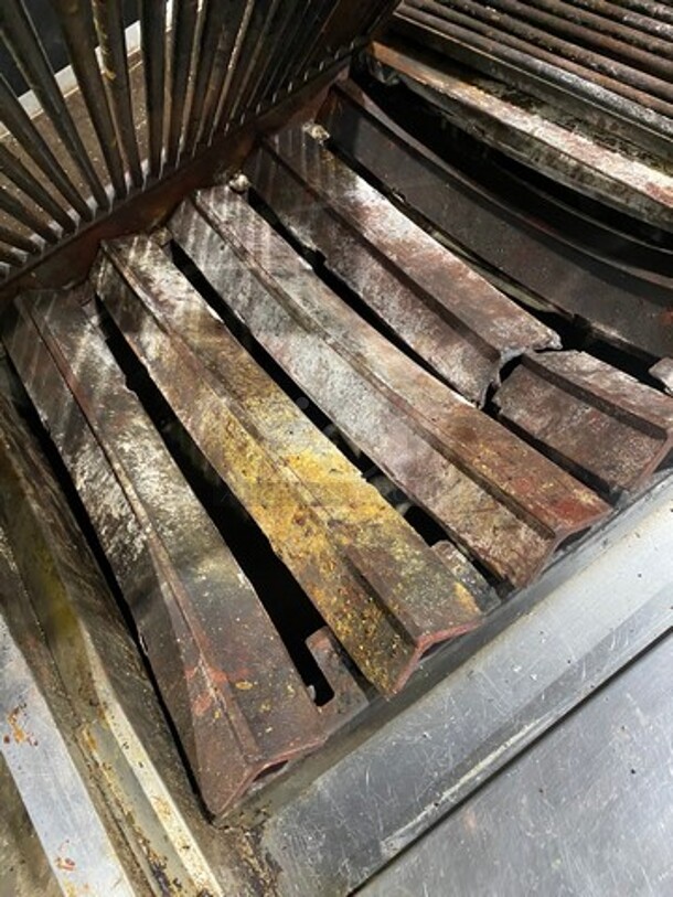 Commercial Countertop Natural Gas Powered Char Broiler Grill! With Back And Side Splashes! All Stainless Steel! - Image 6 of 8