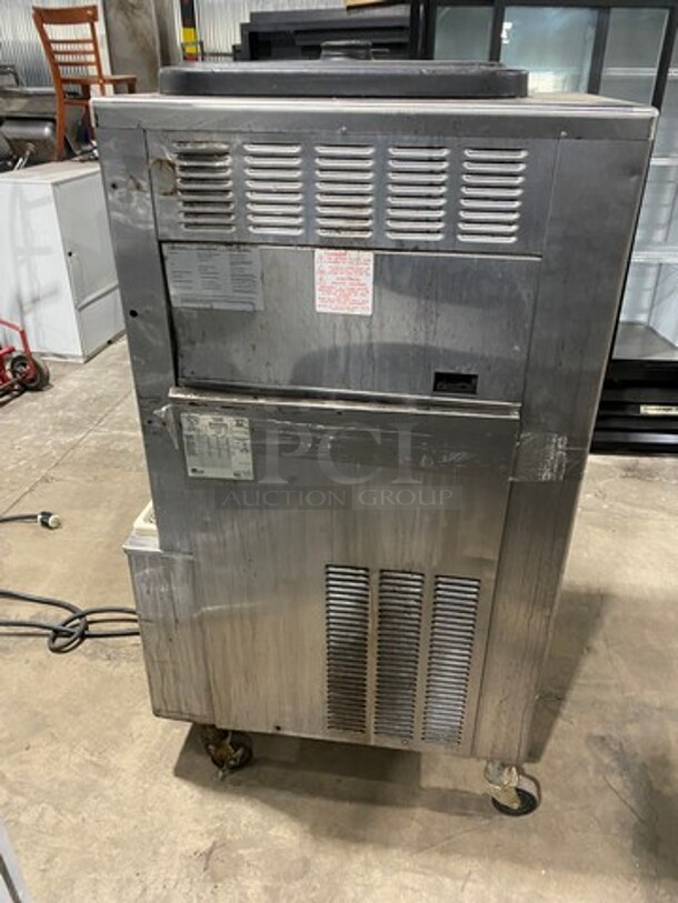 Taylor Commercial 2 Flavor Frosty/Coolatta/Slushie Making Machine! With Milkshake Mixing Attachment! All Stainless Steel! On Casters! Model: 342D27 SN: K3062936 208/230V 60HZ 1 Phase - Image 4 of 10