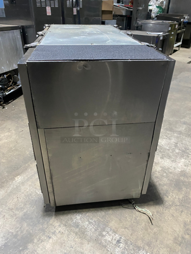 Glastender 2 Door Bar Back Cooler! With Poly Coated Racks! All Stainless Steel! On Legs! Model: NPT52L6SNH(LL/RR) SN: 134125922N 115V 60HZ 1 Phase - Image 4 of 9