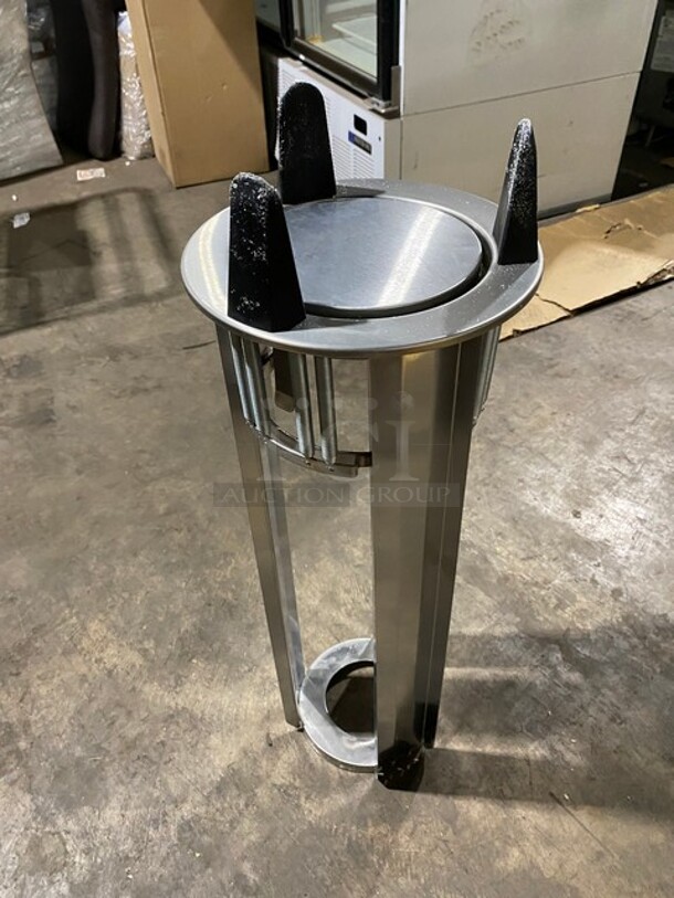 Nice! BRAND NEW! IN THE BOX! All Stainless Steel Lakeside Commercial Plate Dispenser! Model: 4007 - Image 2 of 6