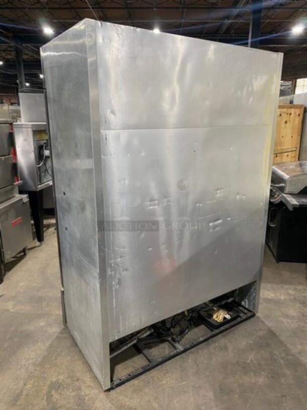 True Commercial 2 Door Reach In Cooler! Poly Coated Racks! All Stainless Steel! Model: T49 SN: 6789621 115V 60HZ 1 Phase - Image 3 of 9