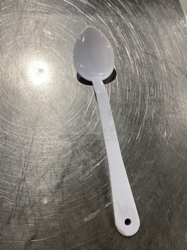 White Poly Serving Spoons! 9x Your Bid! - Image 2 of 5