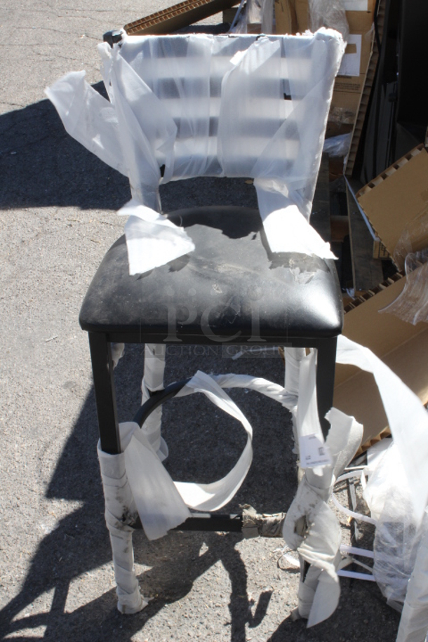 BRAND NEW SCRATCH & DENT! Lancaster Table & Seating Black Finish Ladder Back Bar Height Chair with 2 1/2" Black Vinyl Cushion - Image 2 of 7
