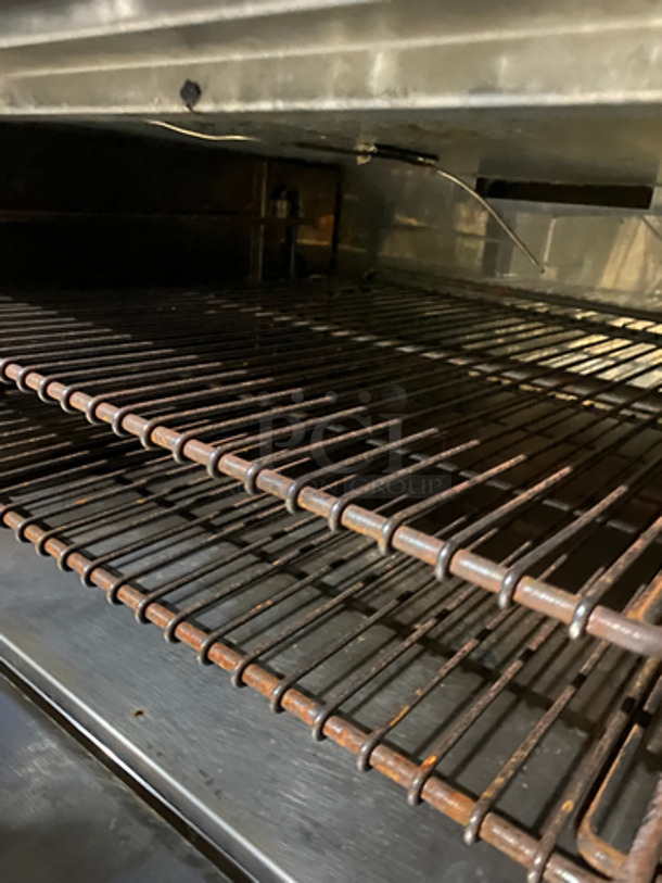 Jade Range Wide Body Natural Gas Powered Heavy Duty Commercial 4 Burner Range! With Full Size Oven Underneath! With Metal Oven Racks! All Stainless Steel! - Image 8 of 10