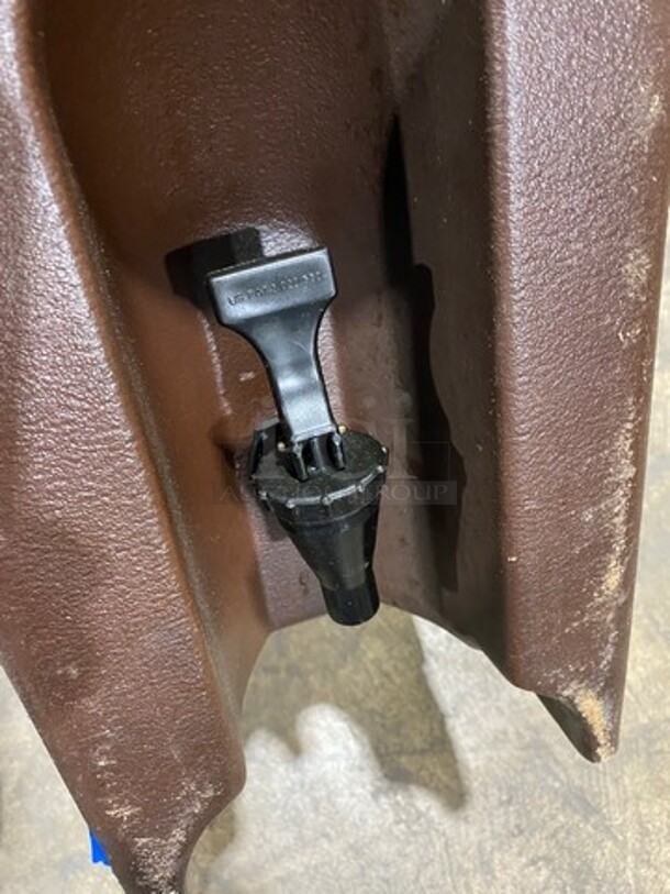 Cambro Insulated Beverage Dispenser/ Holder! With Side Handles! With Lid! - Image 5 of 5