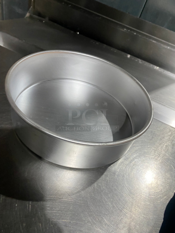 Round Metal Baking Pans! 5x Your Bid! - Image 2 of 4