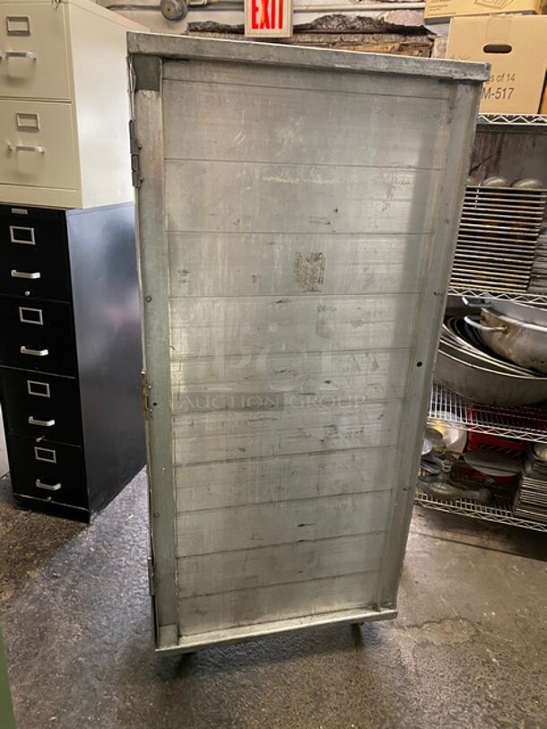 All Stainless Steel Food Holding Cabinet! On Commercial Casters! Working When Removed! - Image 4 of 5