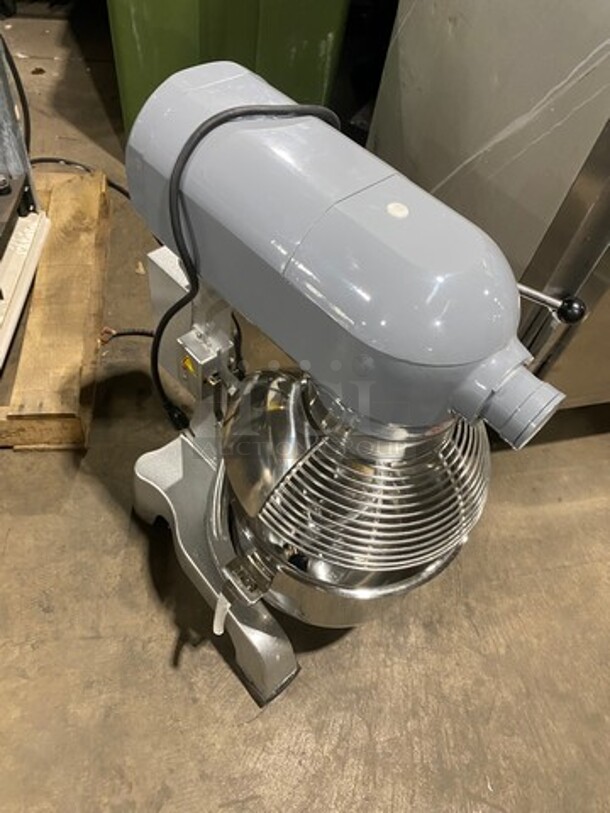 Black Diamond Commercial Planetary Mixer! With Mixing Bowl And Bowl Guard! With Spiral Hook Attachment! Model: BDPM20 SN: 2012121 120V 60HZ 1 Phase - Image 3 of 6
