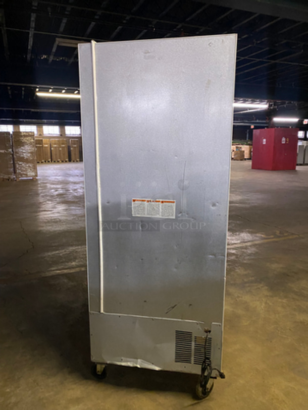 Summit Commercial Single Door Refrigerator! With Poly Coated Racks And Shelves! On Casters! Model: SCUR20 SN: 2007020792 120V 60HZ - Image 4 of 9
