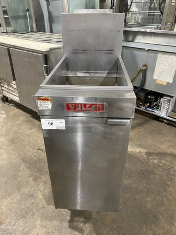 Vulcan Commercial Natural Gas Powered Deep Fat Fryer! All Stainless Steel! On Legs! Model: LG350 SN: DV1031695HB